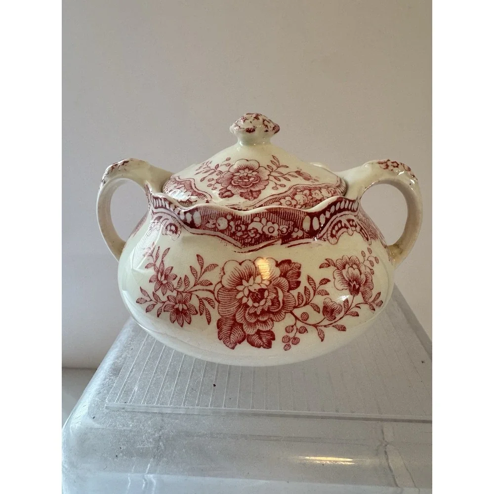 Crown Ducal crown ducal